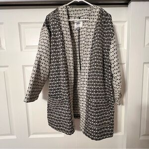 Old Navy Black and White Knit Cardigan/Blazer